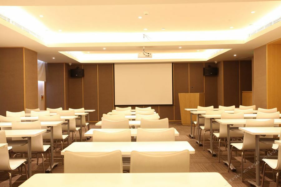 Ji Hotel Shanghai Chuansha Chengnan Road Dış mekan fotoğraf